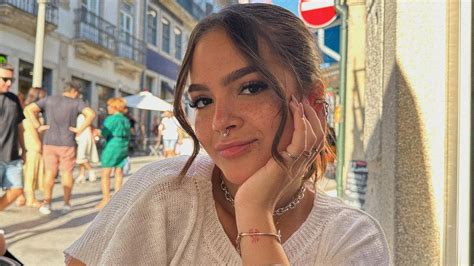 Mel Maia se manifesta após viralizar por conta de vídeo fake com .
